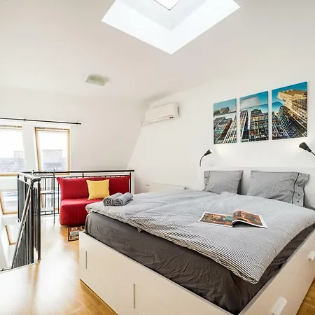 Bpr Soho Boutique With Ac Budapesta